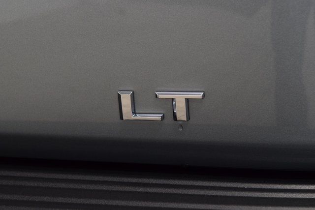 2025 Chevrolet Suburban 4WD 4dr LT - 22900019 - 21