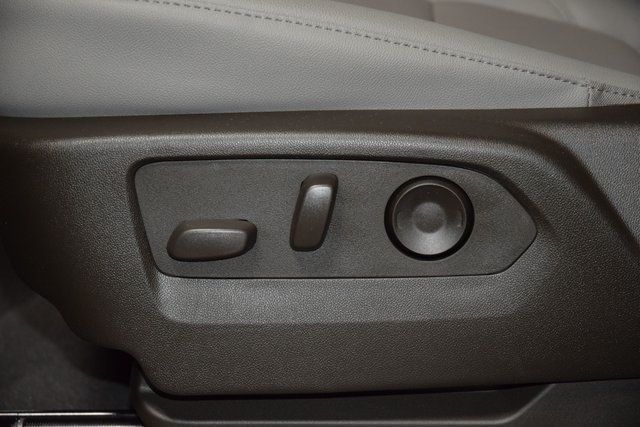 2025 Chevrolet Suburban 4WD 4dr LT - 22900019 - 39