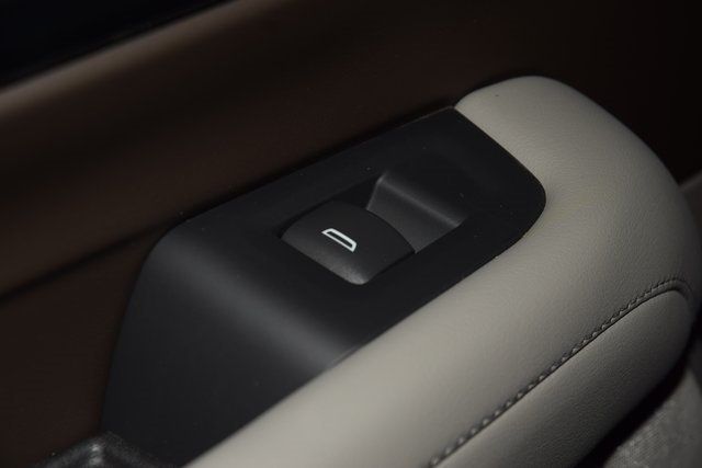 2025 Chevrolet Suburban 4WD 4dr LT - 22900019 - 44