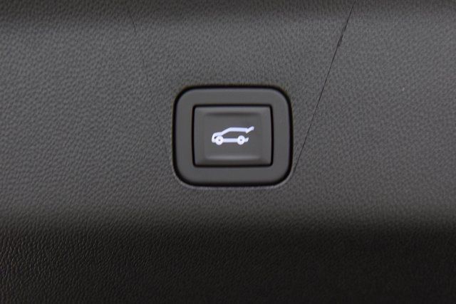 2025 Chevrolet Suburban 4WD 4dr LT - 22905420 - 25