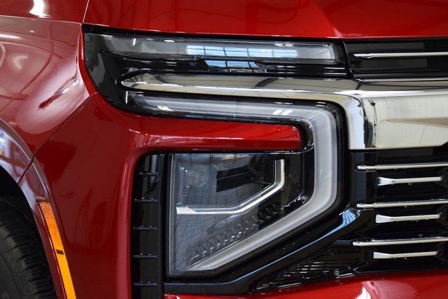 2025 Chevrolet Suburban 4WD 4dr Premier - 22900672 - 11