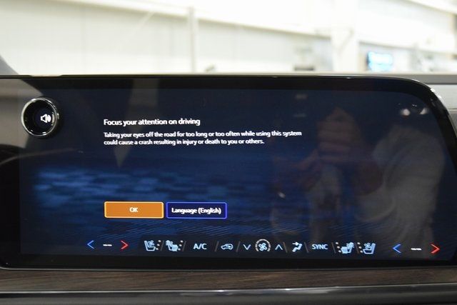 2025 Chevrolet Suburban 4WD 4dr Premier - 22900672 - 31