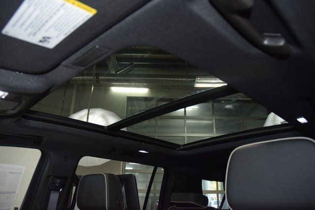 2025 Chevrolet Suburban 4WD 4dr Premier - 22900672 - 50