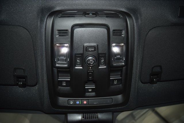 2025 Chevrolet Suburban 4WD 4dr Premier - 22900672 - 51