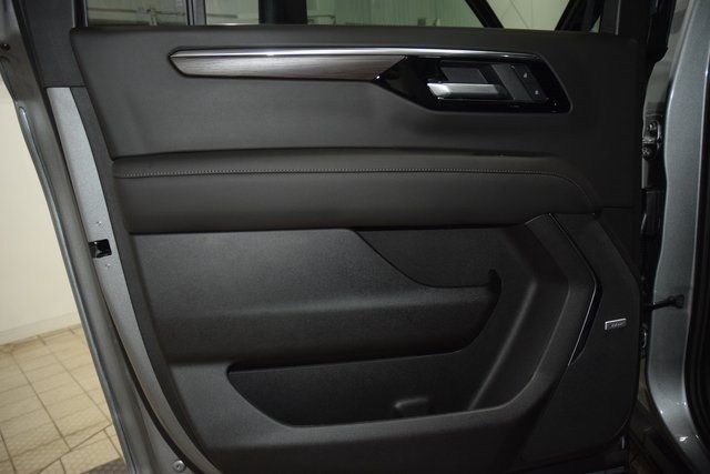 2025 Chevrolet Suburban 4WD 4dr Z71 - 22899972 - 43