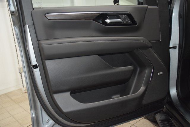 2025 Chevrolet Suburban 4WD 4dr Z71 - 22899972 - 46