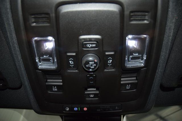 2025 Chevrolet Suburban 4WD 4dr Z71 - 22899972 - 50