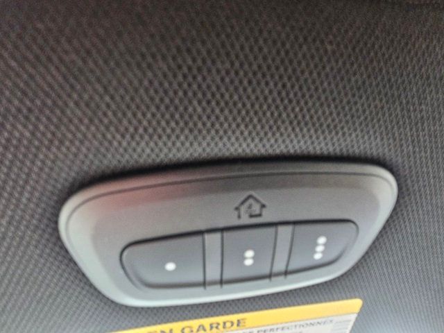 2025 Chrysler Pacifica Select FWD - 22868670 - 30