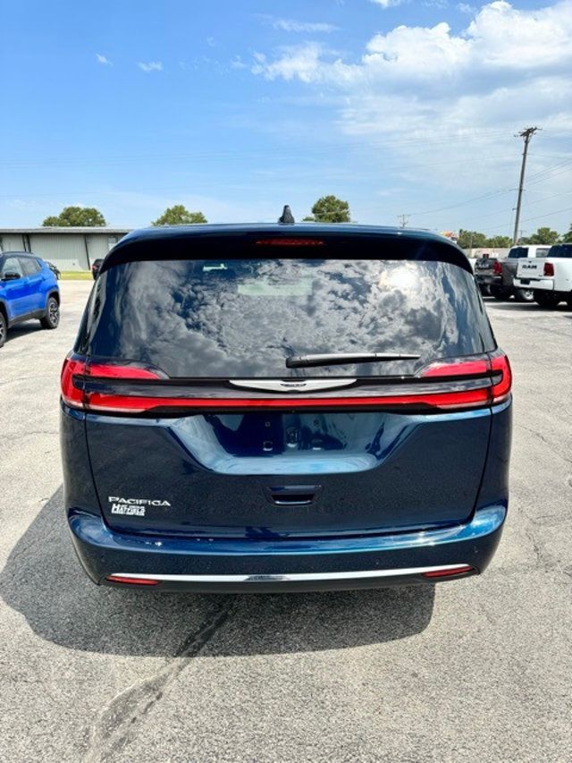 2025 Chrysler Pacifica Select FWD - 22889815 - 3
