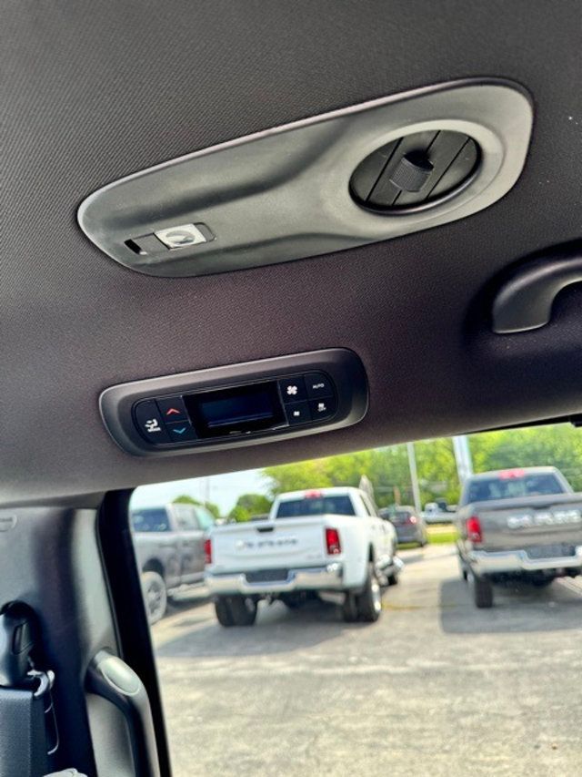 2025 Chrysler Pacifica Select FWD - 22889815 - 7