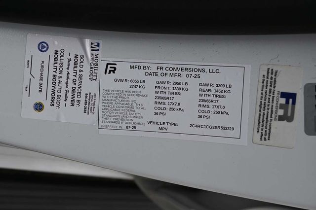 2025 Chrysler Voyager LX FWD - 22889200 - 30