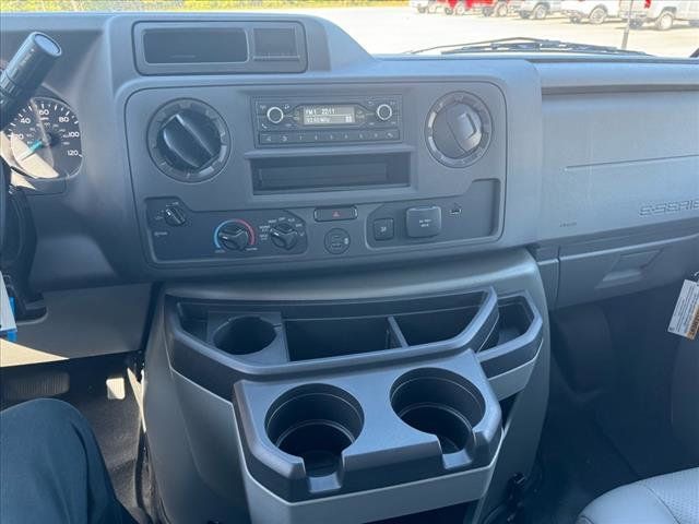 2025 Ford E-Series Cutaway Base - 22605694 - 16