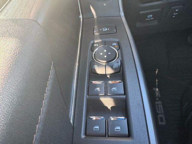 2025 Ford F-150 Lariat - 22789249 - 17