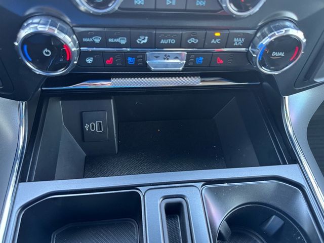 2025 Ford F-150 Lariat - 22789249 - 26