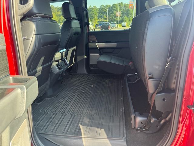 2025 Ford F-150 Lariat - 22789249 - 32