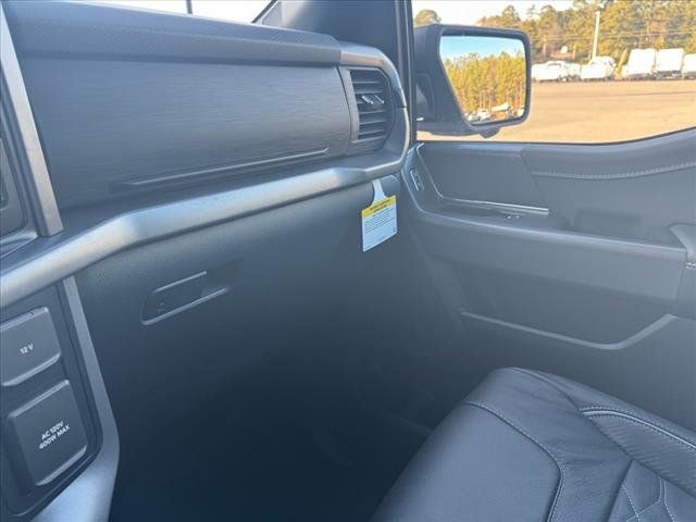 2025 Ford F-150 XLT - 22779282 - 28