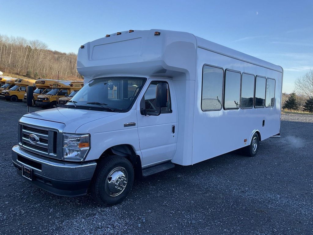 2025 Ford HLE HLE COACH - 22022281 - 4