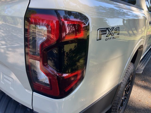 2025 Ford Ranger XLT 4WD SuperCrew 5' Box - 22902617 - 13