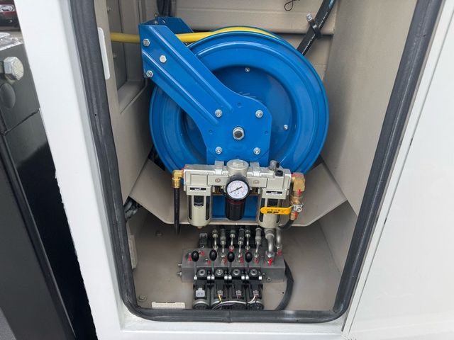 2025 Ford Super Duty F-550 DRW  - 22901274 - 16