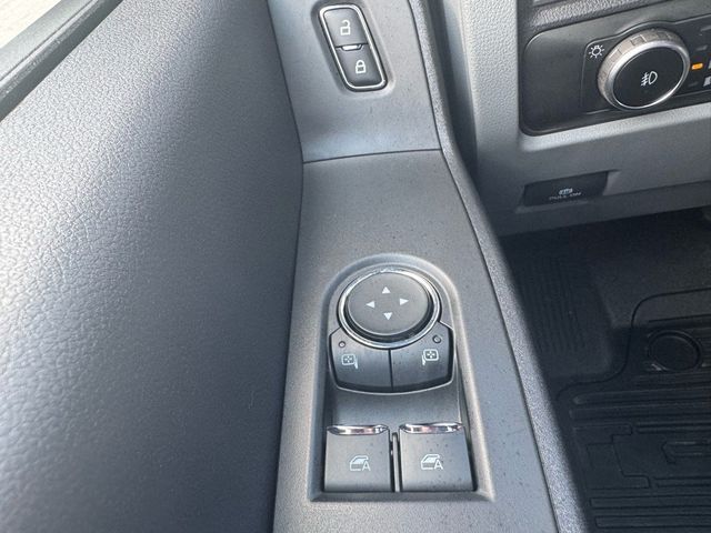 2025 Ford Super Duty F-550 DRW  - 22901274 - 35