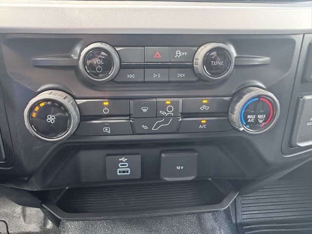 2025 Ford Super Duty F-550 DRW  - 22901274 - 40