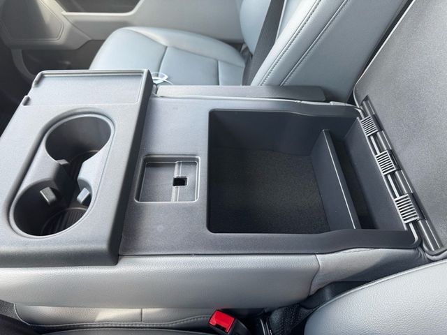 2025 Ford Super Duty F-550 DRW  - 22901274 - 43