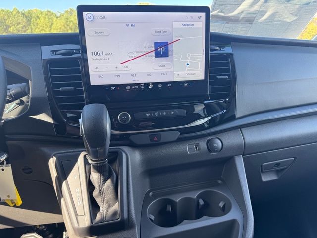 2025 Ford Transit Passenger Wagon T-350 148" Med Roof XLT RWD - 22934433 - 23