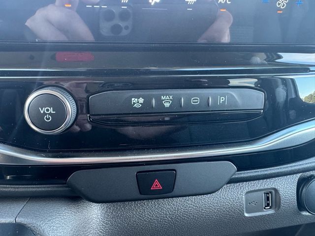 2025 Ford Transit Passenger Wagon T-350 148" Med Roof XLT RWD - 22934433 - 26