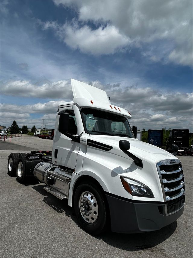 2025 Freightliner CAS126DC  - 22835126 - 2