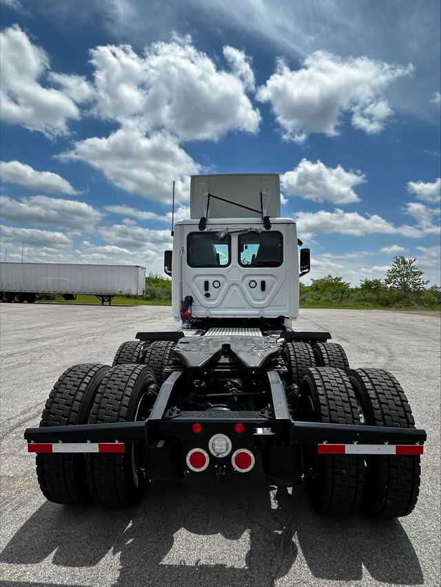 2025 Freightliner CAS126DC  - 22835126 - 4