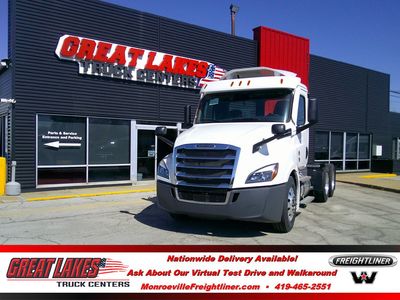 2025 Freightliner Cascadia PT126DC