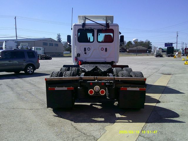 2025 Freightliner Cascadia PT126DC  - 22794257 - 4