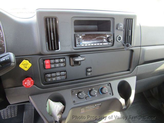 2025 Freightliner M2-106 CAB AND CHASSIS - 22795329 - 13