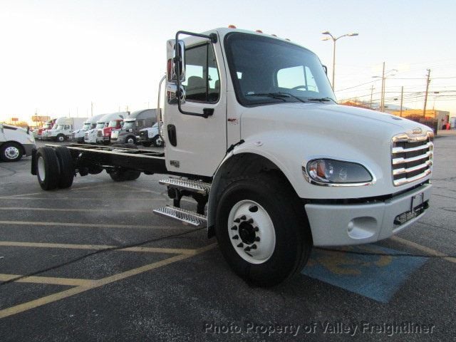 2025 Freightliner M2-106+ CAB AND CHASSIS - 22795314 - 1