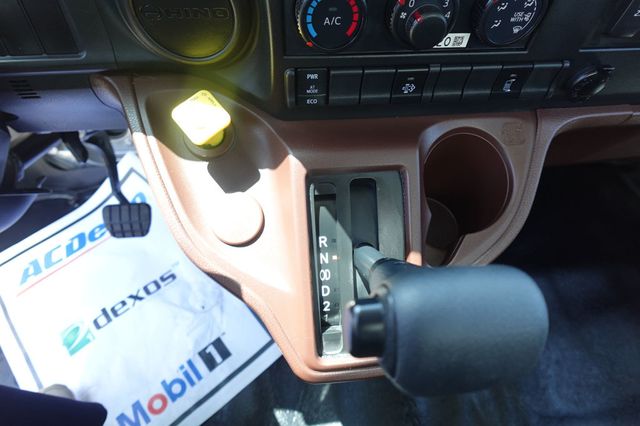 2025 HINO L6 (26ft Box with Lift Gate) - 22824752 - 33