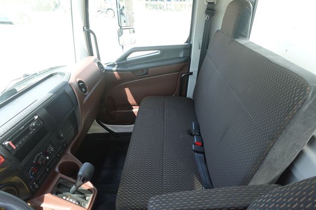 2025 HINO L6 (26ft Box with Lift Gate) - 22824752 - 34