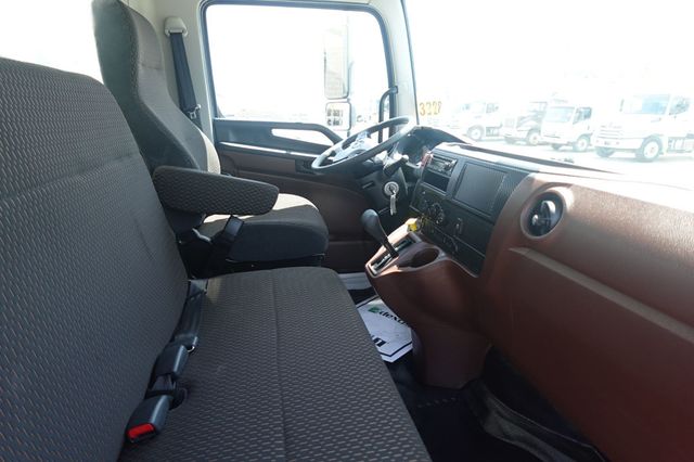 2025 HINO L6 (26ft Box with Lift Gate) - 22824752 - 37