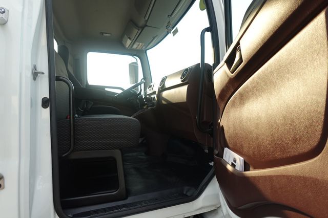 2025 HINO L6 (Cab & Chassis) - 22803631 - 37