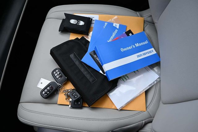 2025 Honda Odyssey EX-L Automatic - 22892121 - 37