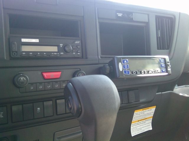 2025 Isuzu NPR DIESEL 2025 ISUZU REEFER 20' BOX TRUCK - 22932065 - 10