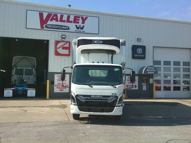 2025 Isuzu NPR DIESEL 2025 ISUZU REEFER 20' BOX TRUCK - 22932065 - 1