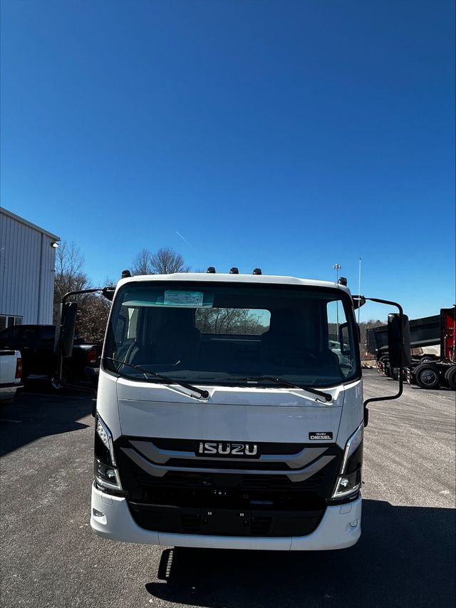 2025 Isuzu NPRHD  - 22818573 - 1