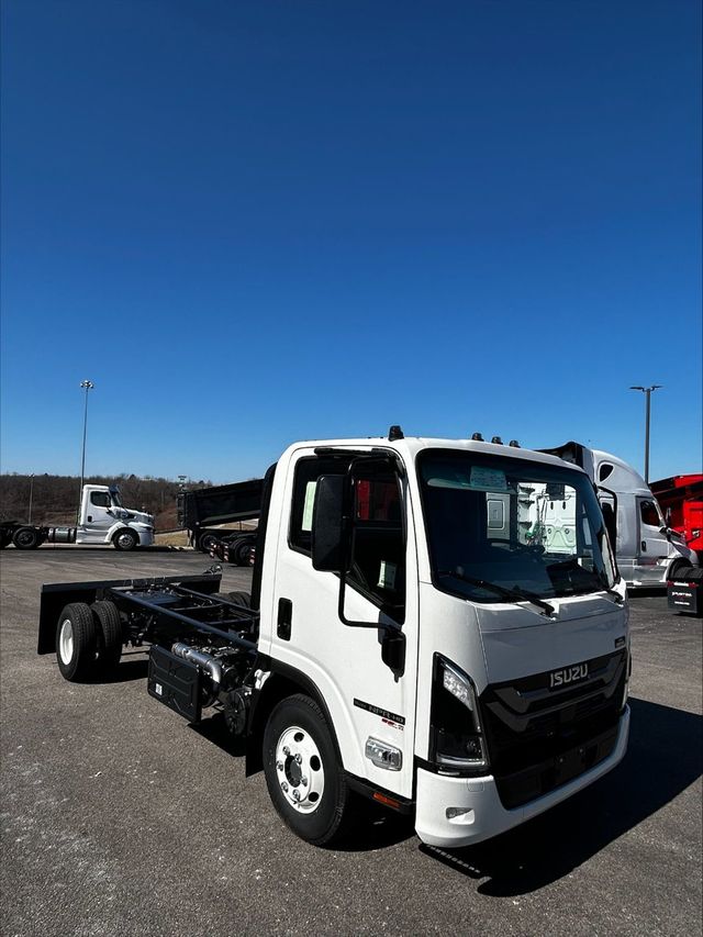 2025 Isuzu NPRHD  - 22818573 - 2