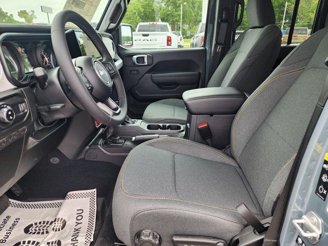 2025 Jeep Gladiator Willys 4x4 - 22863001 - 9