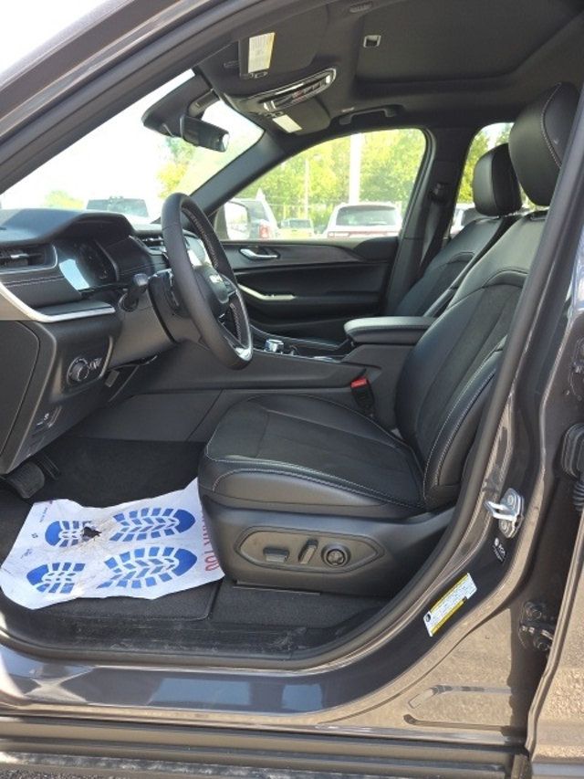 2025 Jeep Grand Cherokee L Altitude X 4x4 - 22897465 - 7