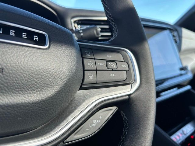 2025 Jeep Wagoneer Series II - 22925678 - 9