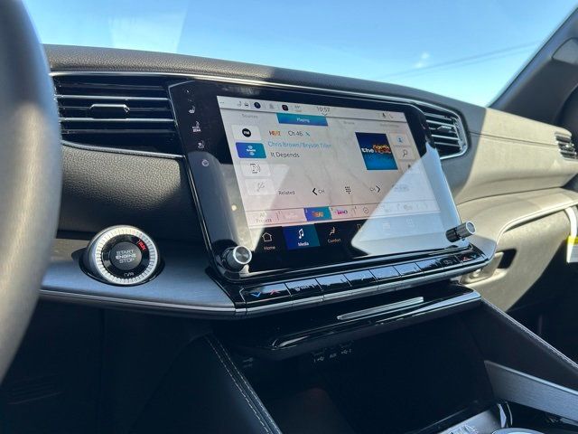 2025 Jeep Wagoneer Series II - 22925678 - 12