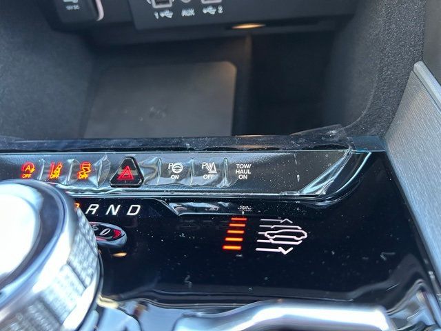 2025 Jeep Wagoneer Series II - 22925678 - 18