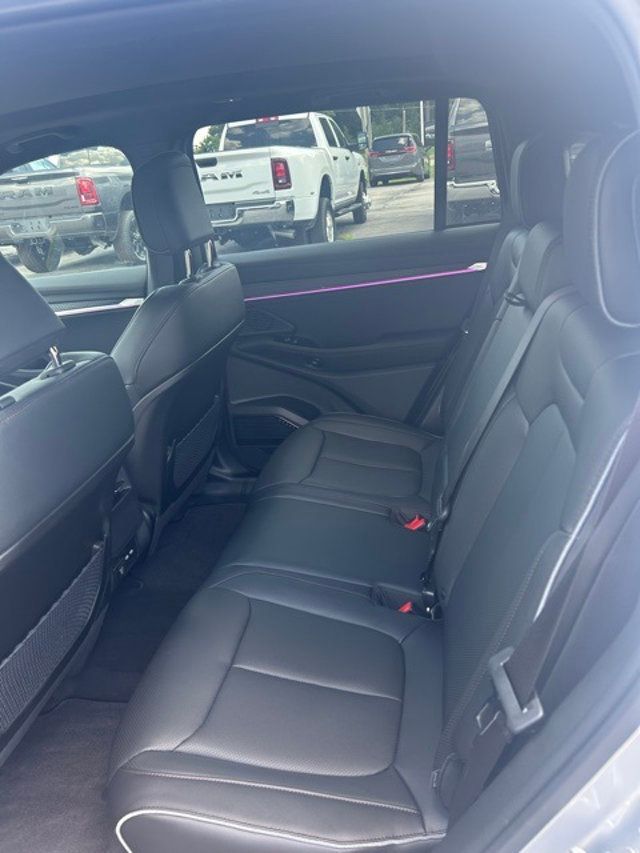 2025 Jeep Wagoneer S Limited AWD - 22814290 - 16