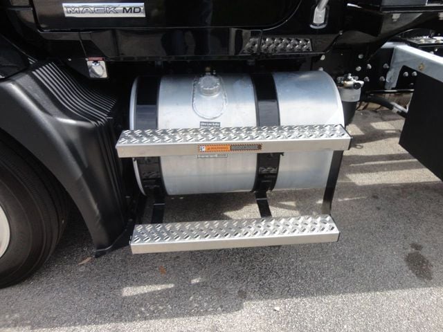 2025 Mack MD6 22FT JERRDAN ROLLBACK TOW TRUCK 22SRR6T-W-LP AUTO GRIP - 21737723 - 29